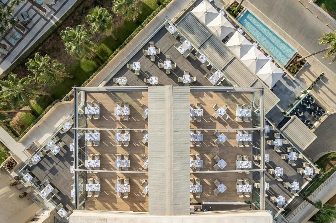포르토 플라타니아스 비치 리조트 앤 스파 외부 사진 The rooftop pool at the W Scottsdale
