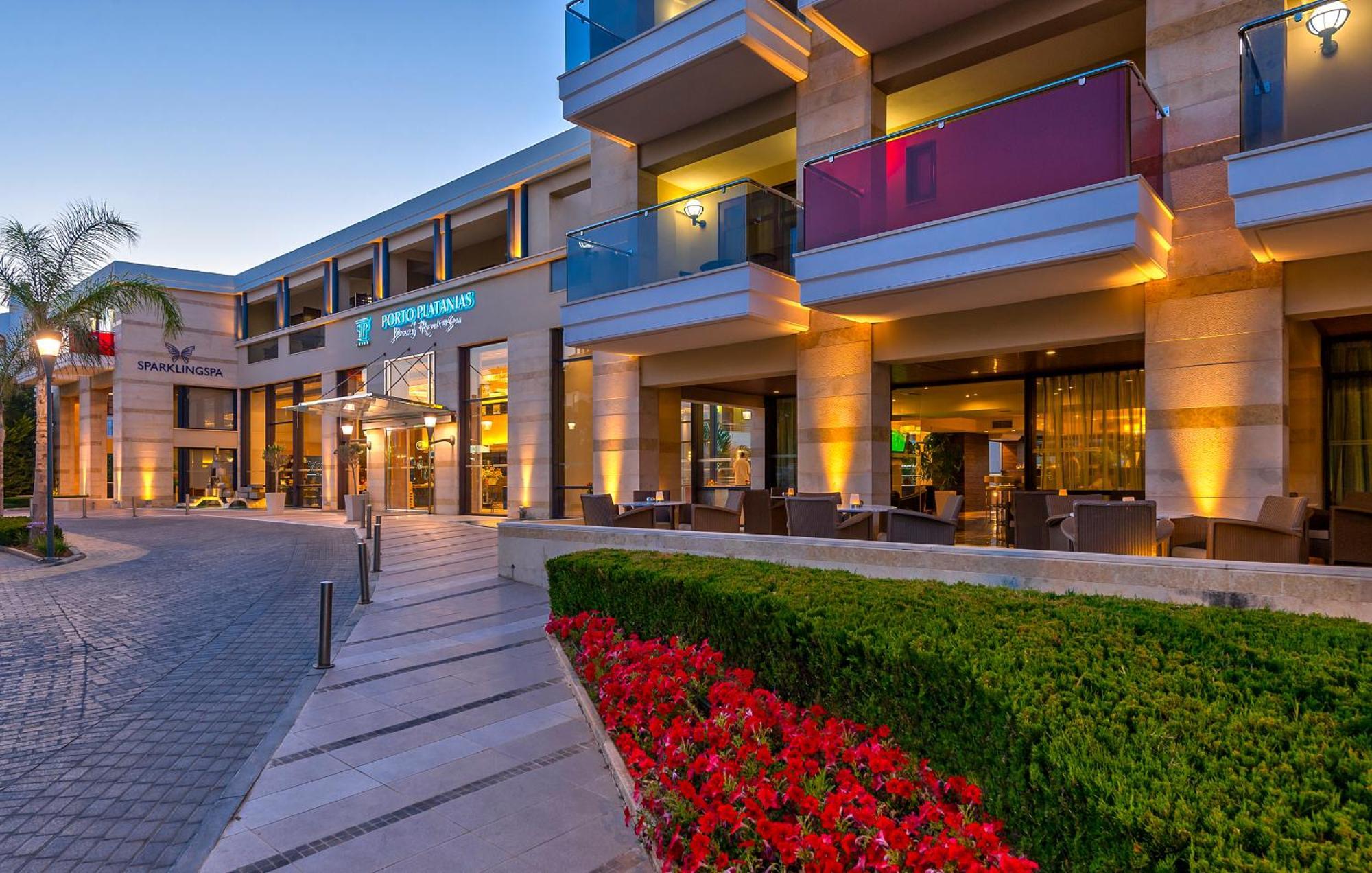포르토 플라타니아스 비치 리조트 앤 스파 외부 사진 Hilton Athens