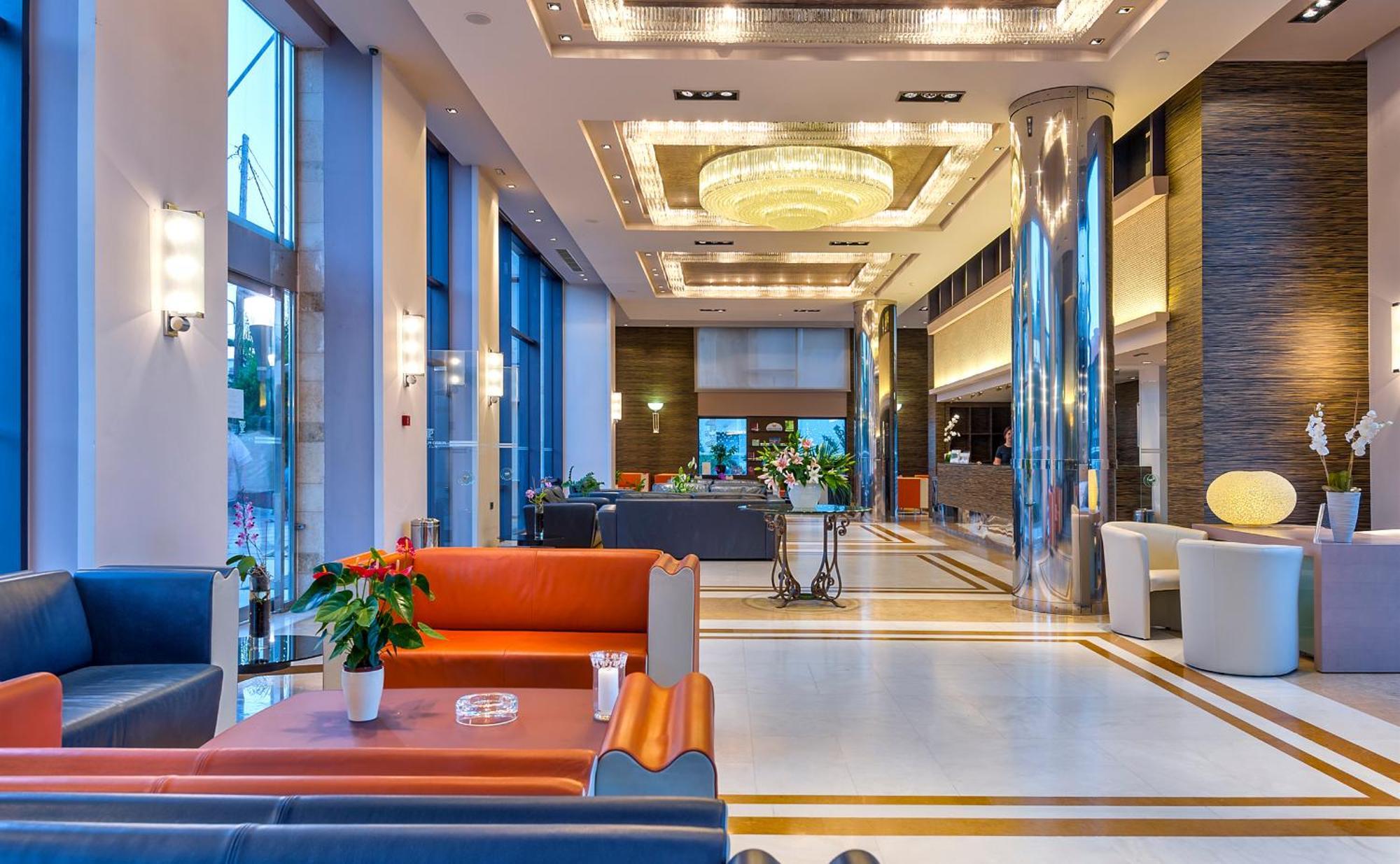 포르토 플라타니아스 비치 리조트 앤 스파 외부 사진 Lobby